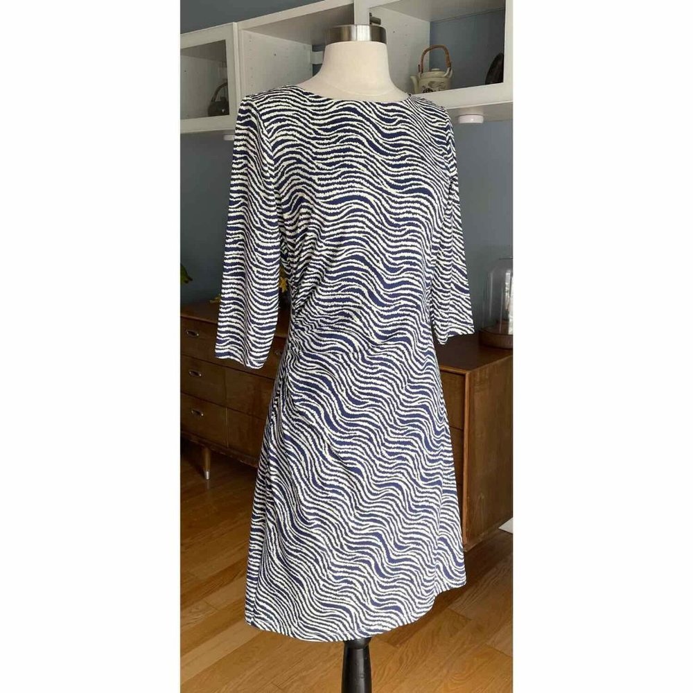 J. McLaughlin Catalina Cloth Dress Animal Print Sheath Side Ruched - Picture 6 of 8
